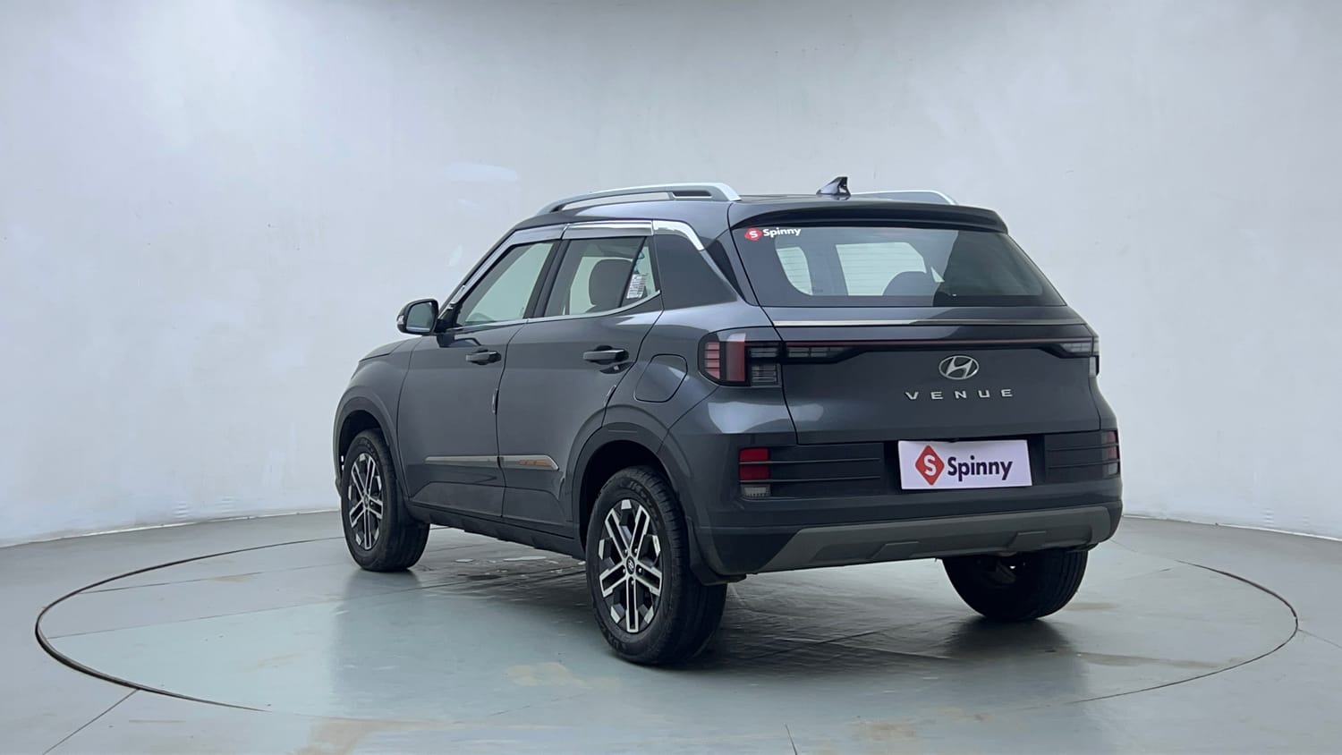 Used 2025 Hyundai Venue S (O) 1.2 Petrol Petrol Manual exterior LEFT REAR CORNER VIEW