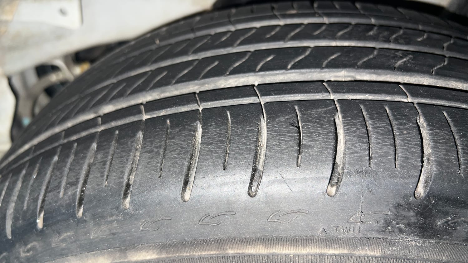 Used 2024 Honda City VX Petrol MT Petrol Manual tyres LEFT REAR TYRE TREAD VIEW