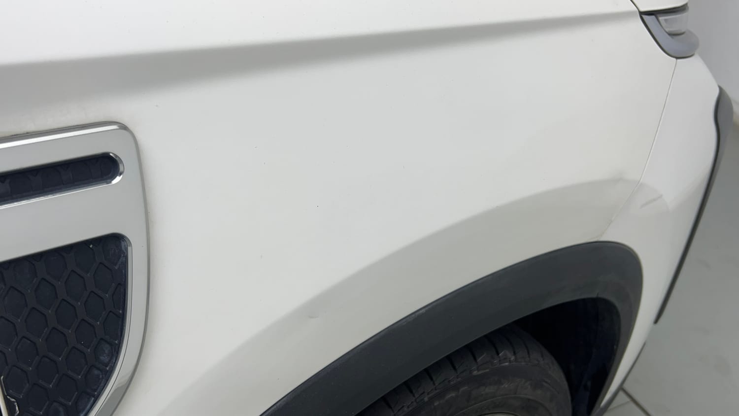 Used 2023 MG Motors Hector Plus Savvy Pro 1.5 Turbo Petrol CVT 6 STR Petrol Automatic dents MINOR DENT