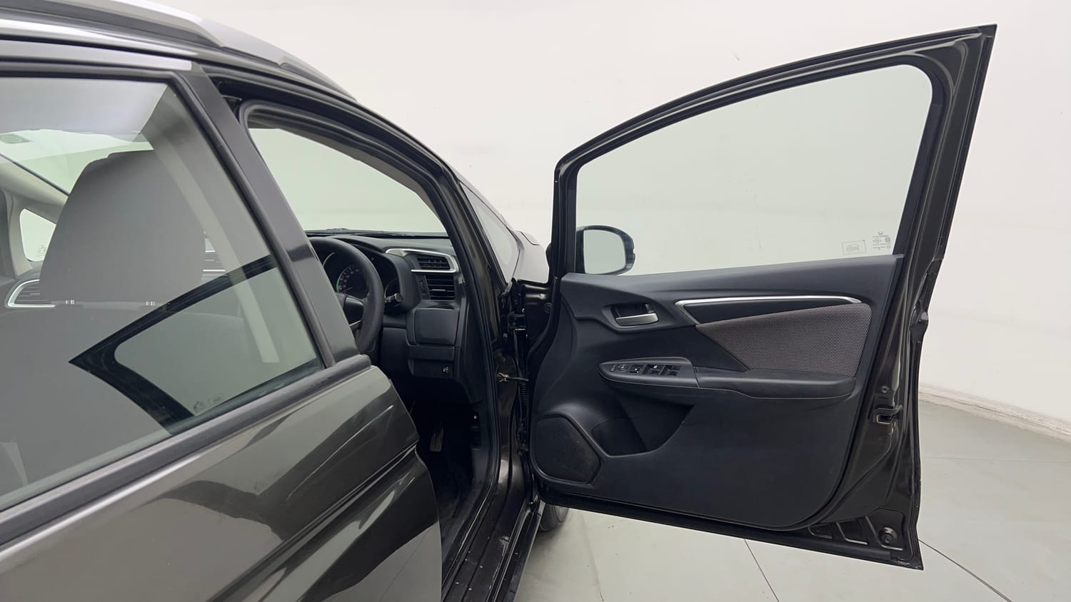 Used 2018 Honda WR-V VX MT Petrol Petrol Manual interior RIGHT FRONT DOOR OPEN VIEW