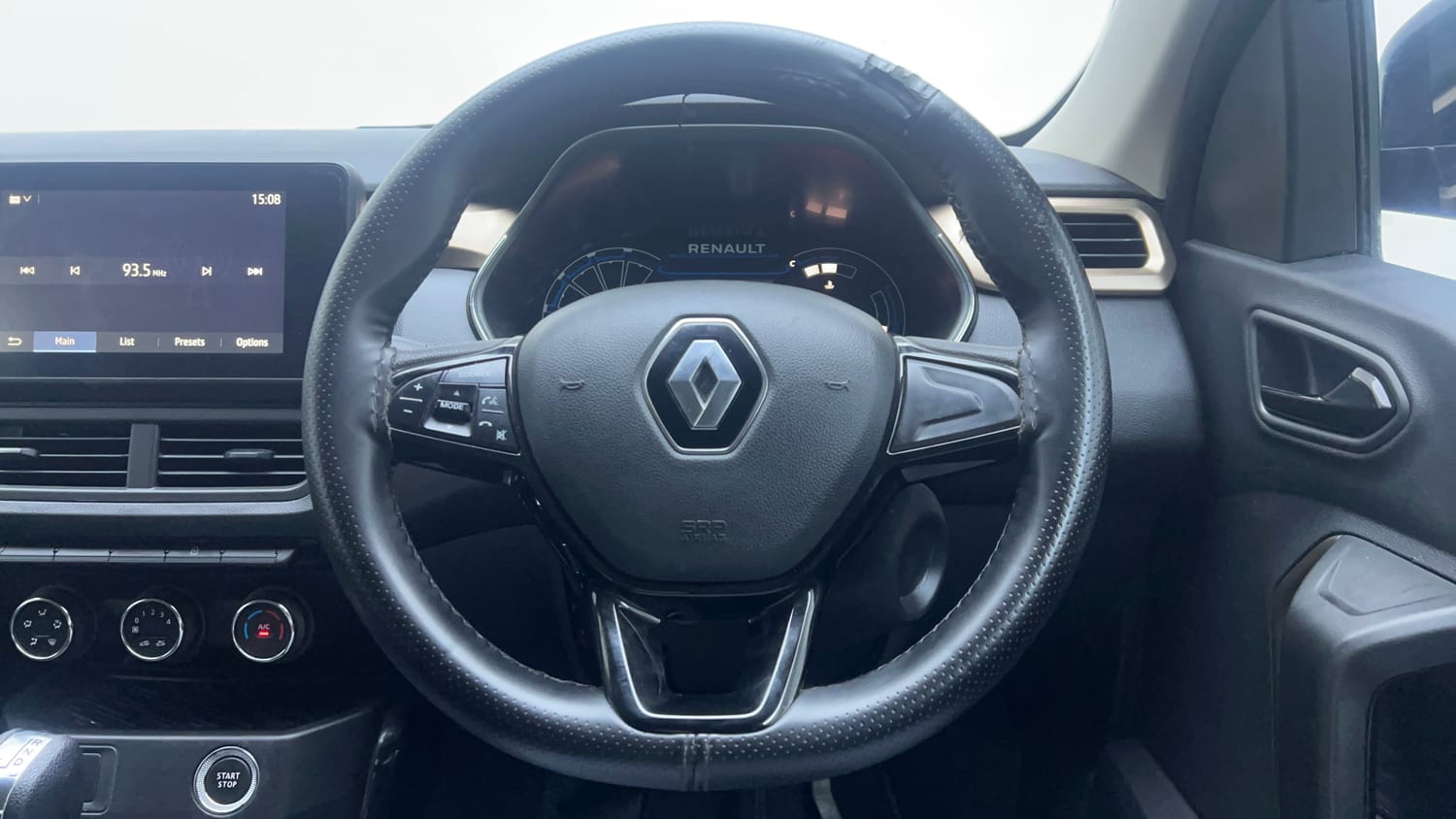 Used 2021 Renault Kiger RXT AMT Dual Tone Petrol Automatic interior STEERING VIEW