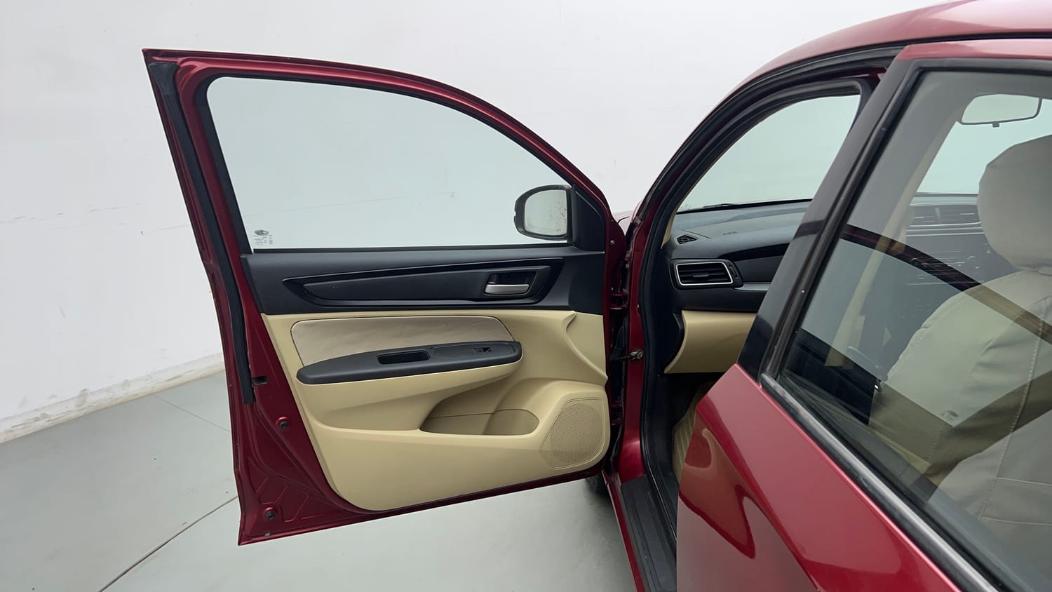 Used 2019 Honda Amaze 1.2 S MT Petrol Petrol Manual interior LEFT FRONT DOOR OPEN VIEW