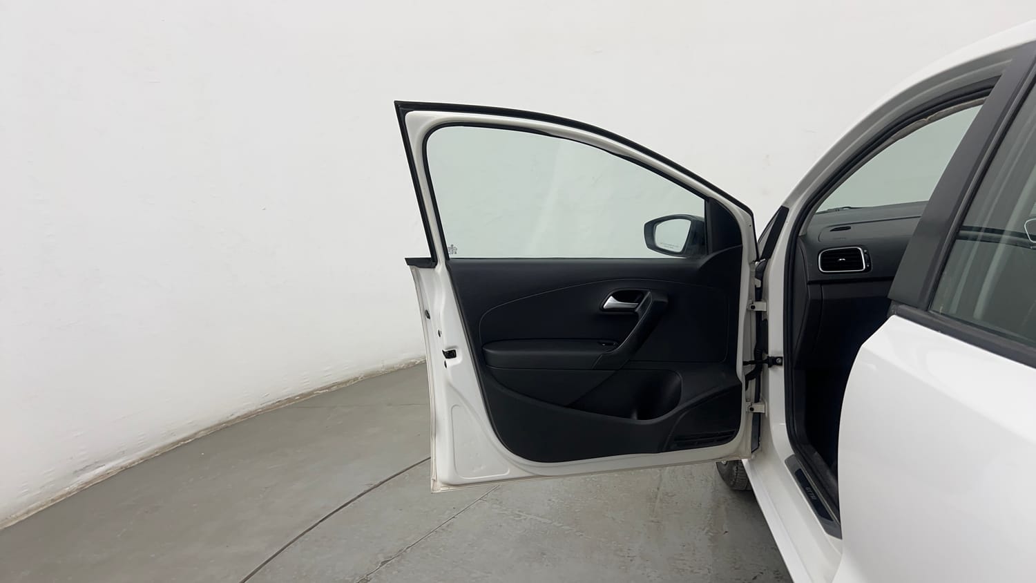Used 2016 Volkswagen Polo GT TSI Petrol Automatic interior LEFT FRONT DOOR OPEN VIEW