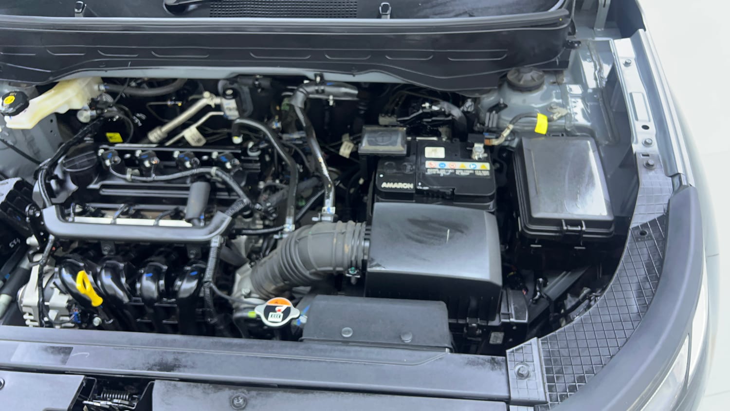 Used 2025 Hyundai Venue S (O) 1.2 Petrol Petrol Manual engine ENGINE LEFT SIDE VIEW