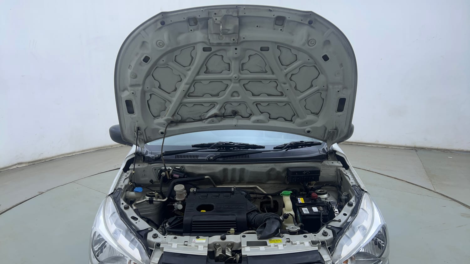 Used 2018 Maruti Suzuki Alto K10 VXi Petrol Manual engine ENGINE & BONNET OPEN FRONT VIEW