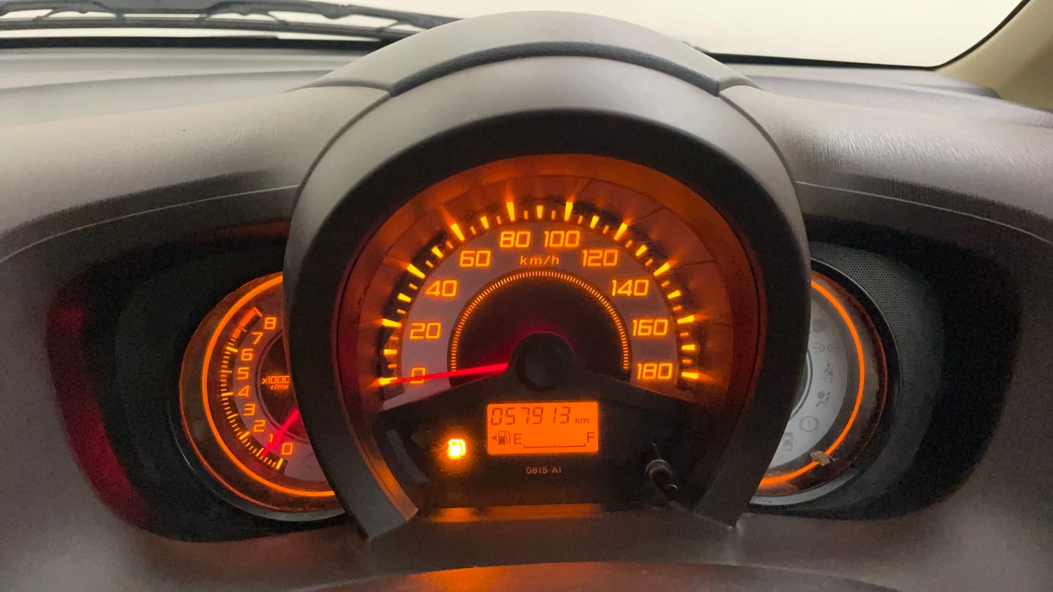 Used 2013 Honda Brio VX MT Petrol Manual interior CLUSTERMETER VIEW