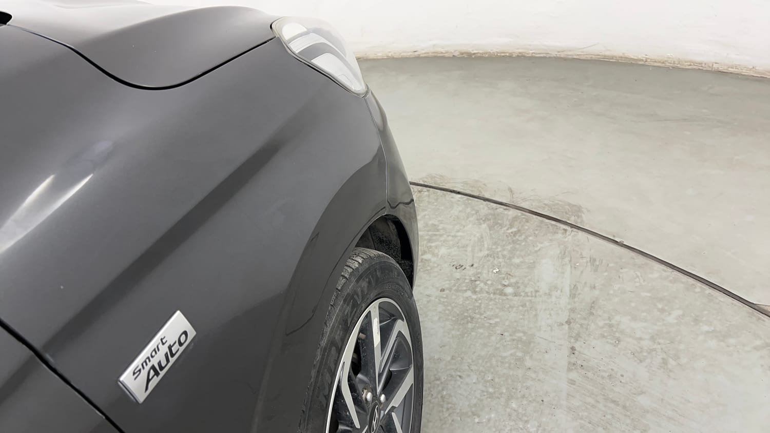 Used 2021 Hyundai Grand i10 Nios Sportz AMT 1.2 Kappa VTVT Petrol Automatic dents MINOR SCRATCH
