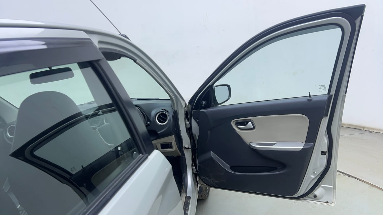 Used 2018 Maruti Suzuki Alto K10 VXi Petrol Manual interior RIGHT FRONT DOOR OPEN VIEW