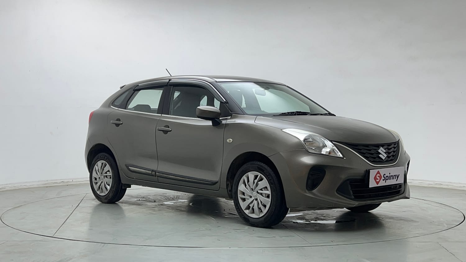 Used 2021 Maruti Suzuki Baleno Sigma Petrol Manual exterior RIGHT FRONT CORNER VIEW