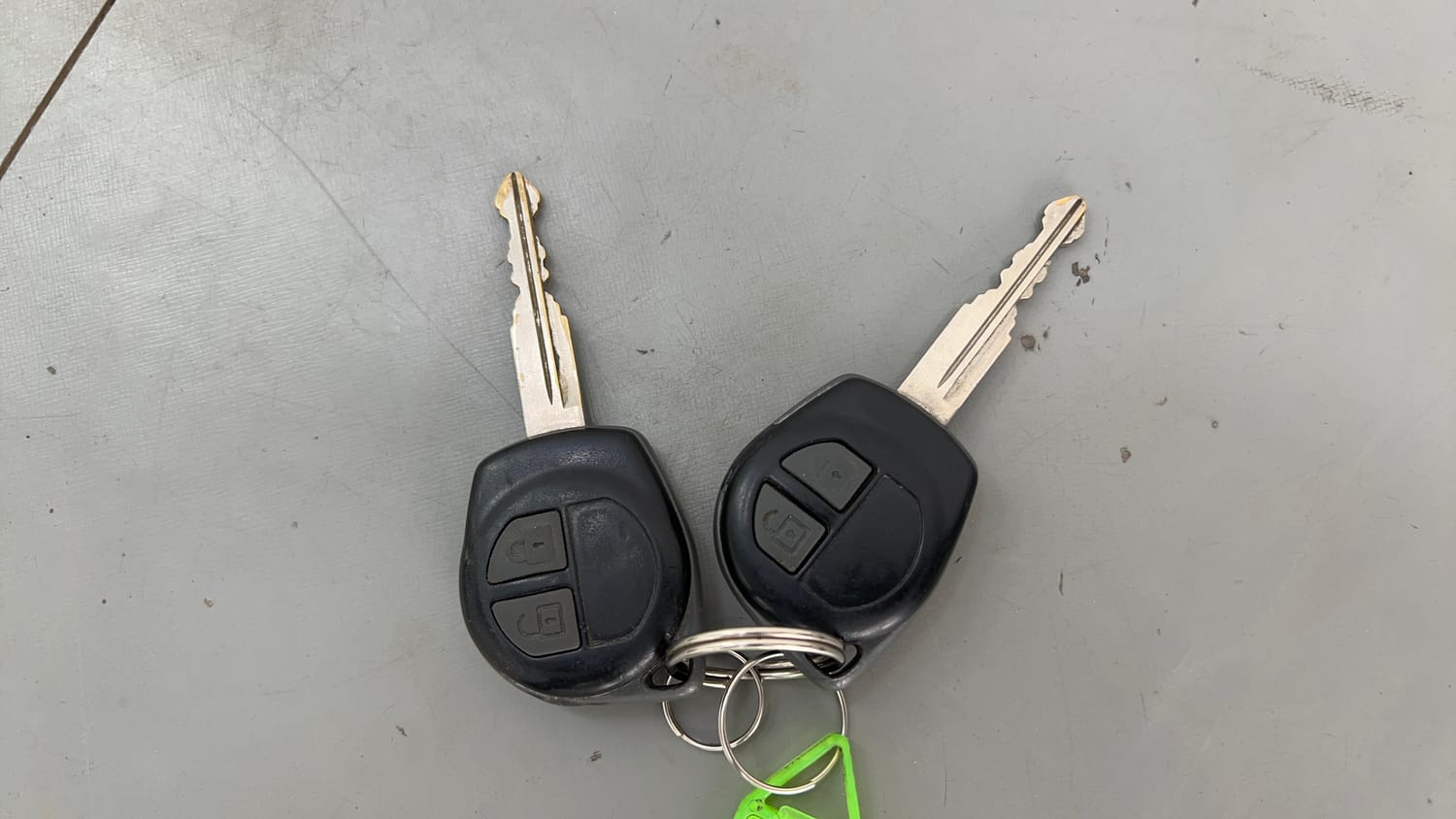 Used 2014 Maruti Suzuki Swift Dzire ZXI Petrol Manual extra CAR KEY VIEW