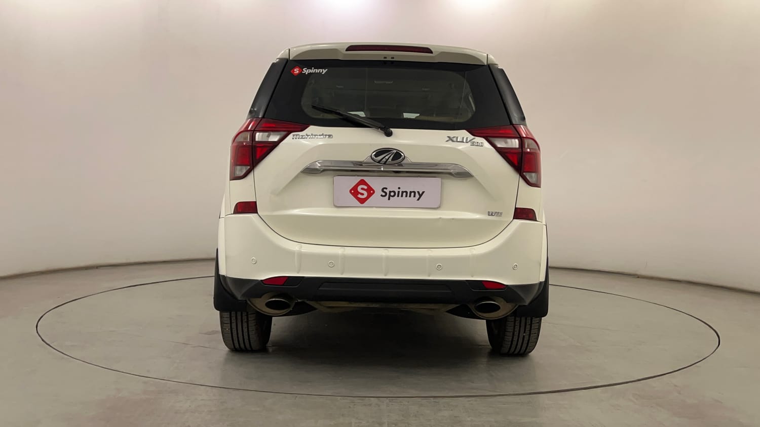 Used 2018 Mahindra XUV500 W11 Diesel Manual exterior BACK VIEW