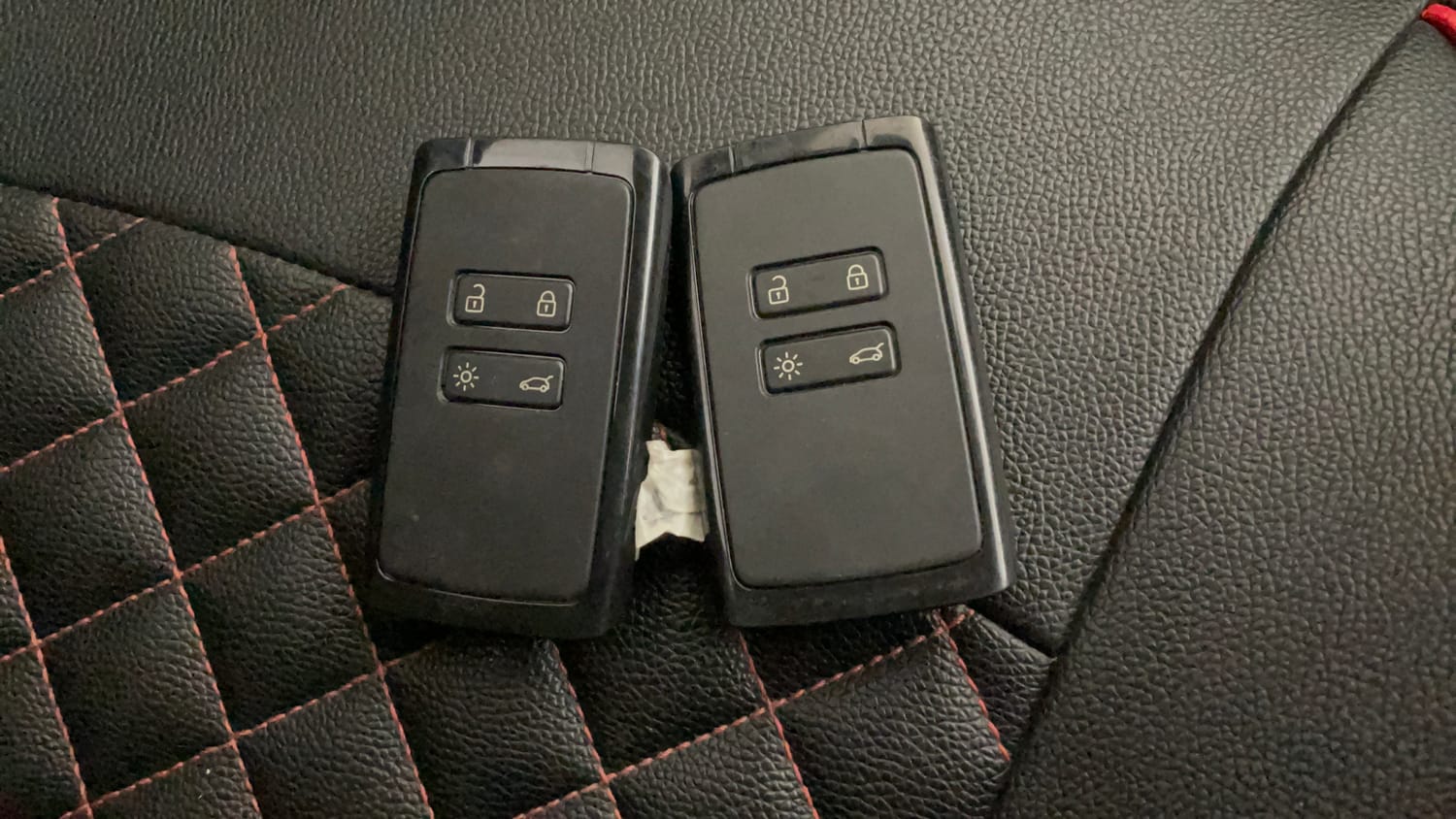 Used 2023 Renault Kiger RXT MT Petrol Manual extra CAR KEY VIEW