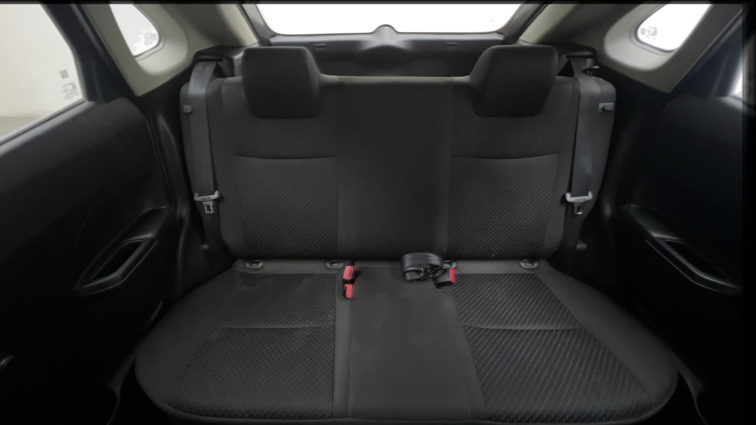 Used 2021 Maruti Suzuki Baleno Sigma Petrol Manual interior REAR SEAT CONDITION VIEW