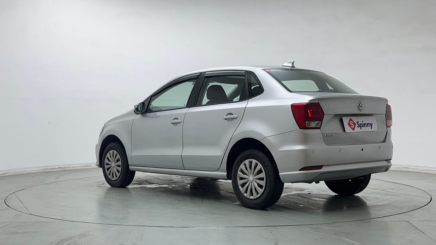 Used 2018 Volkswagen Ameo Trendline 1.0L (P) Petrol Manual exterior LEFT REAR CORNER VIEW
