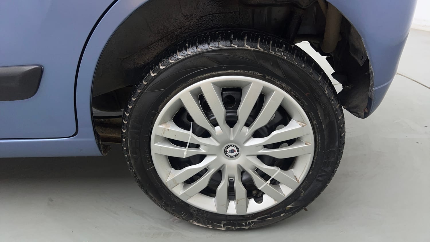 Used 2018 Maruti Suzuki Wagon R VXI Petrol Manual tyres LEFT REAR TYRE RIM VIEW