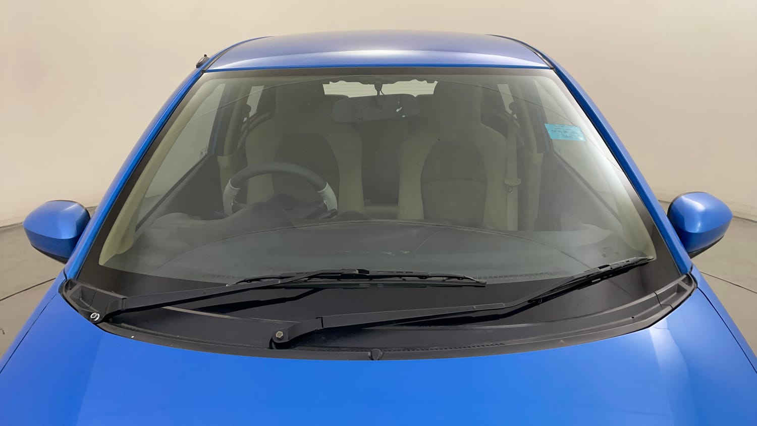 Used 2013 Honda Brio VX MT Petrol Manual exterior FRONT WINDSHIELD VIEW