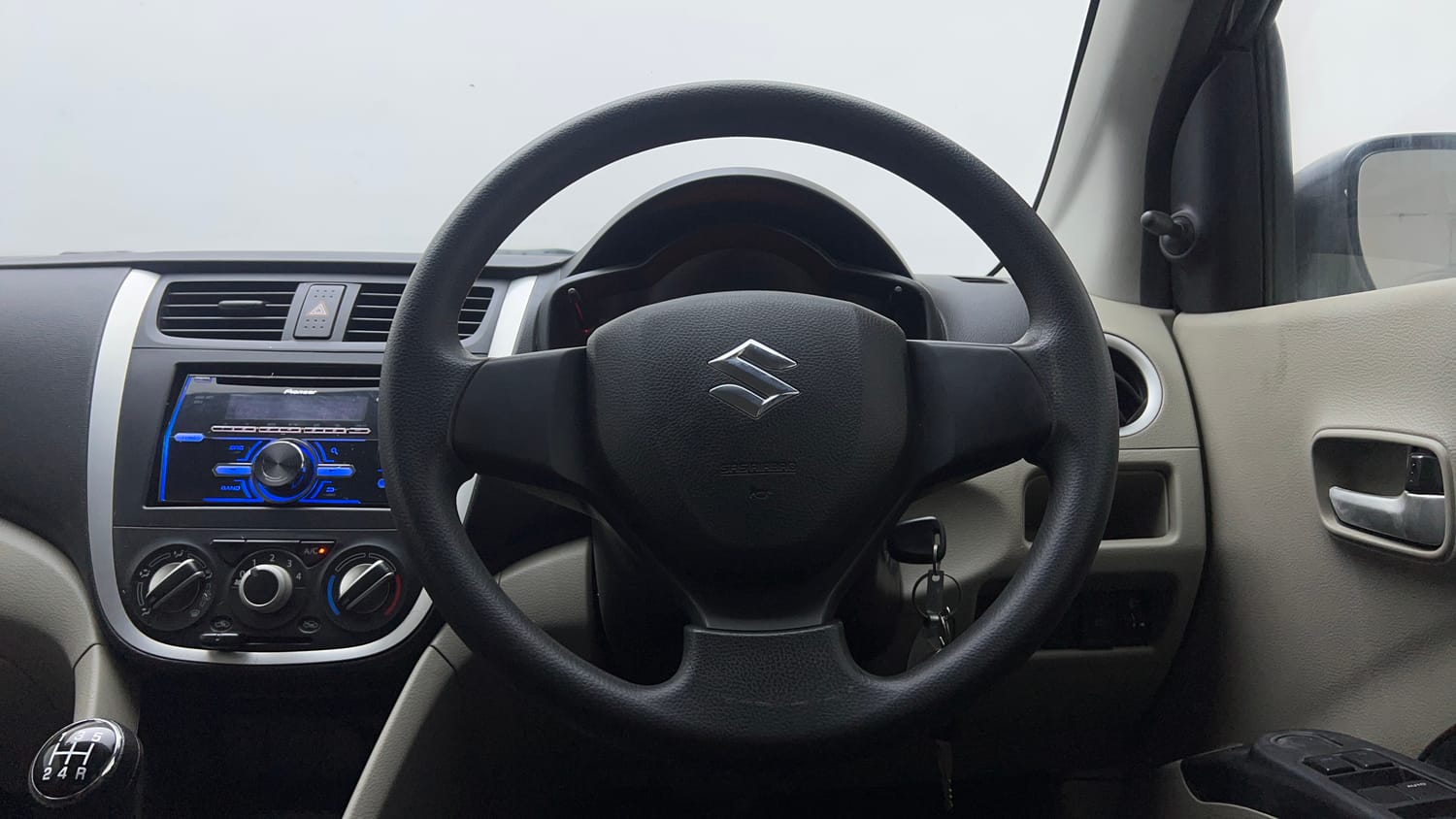 Used 2016 Maruti Suzuki Celerio VXi Petrol Manual interior STEERING VIEW