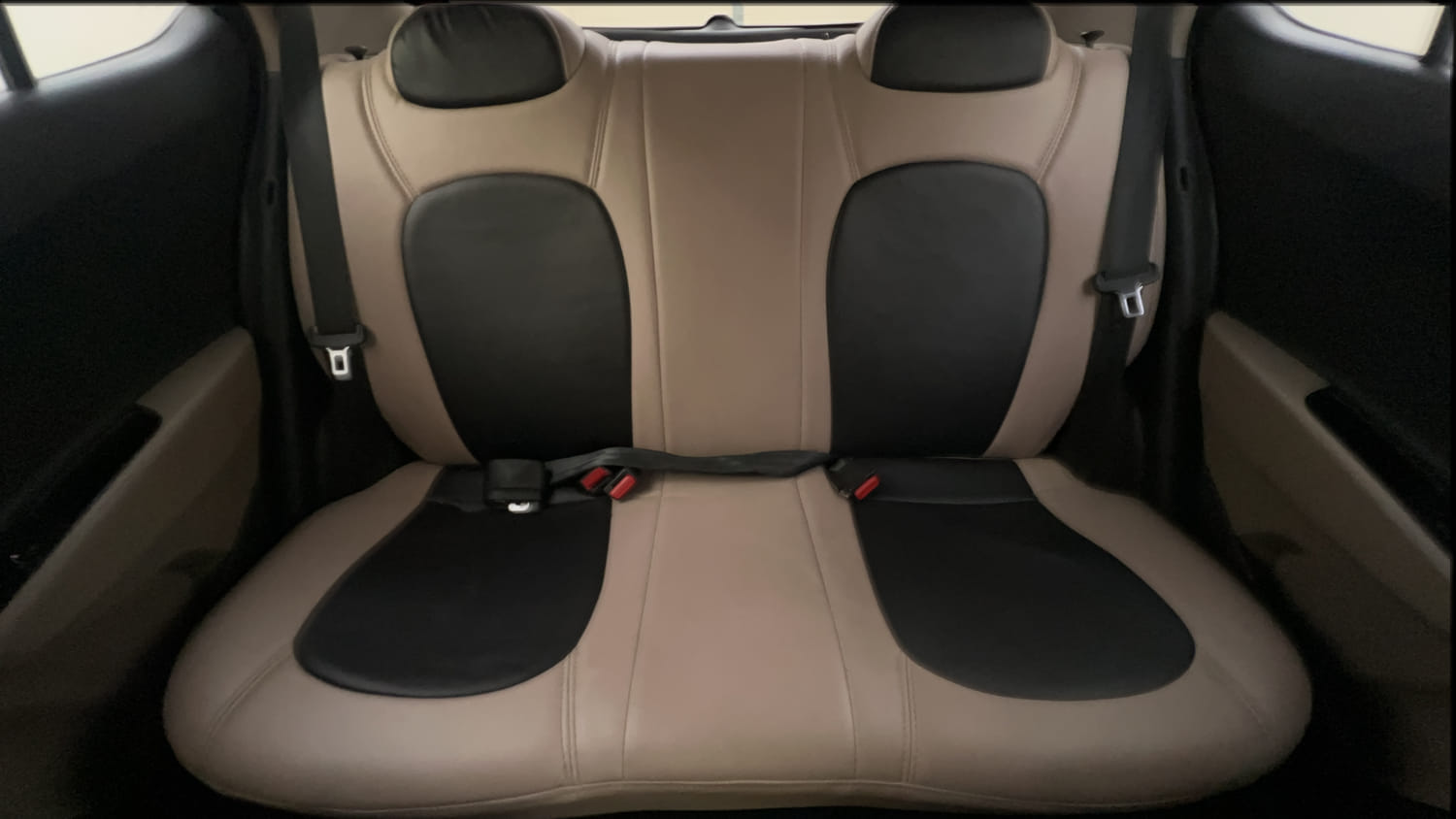 Used 2016 Hyundai Grand i10 Sportz 1.2 Kappa VTVT Petrol Manual interior REAR SEAT CONDITION VIEW