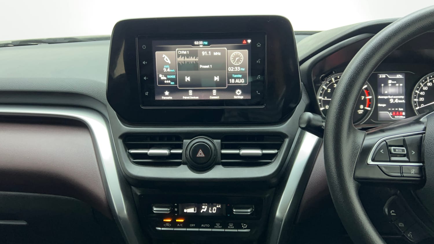 Used 2025 Maruti Suzuki Grand Vitara Delta Smart Hybrid Petrol Manual top_features Touch screen infotainment system
