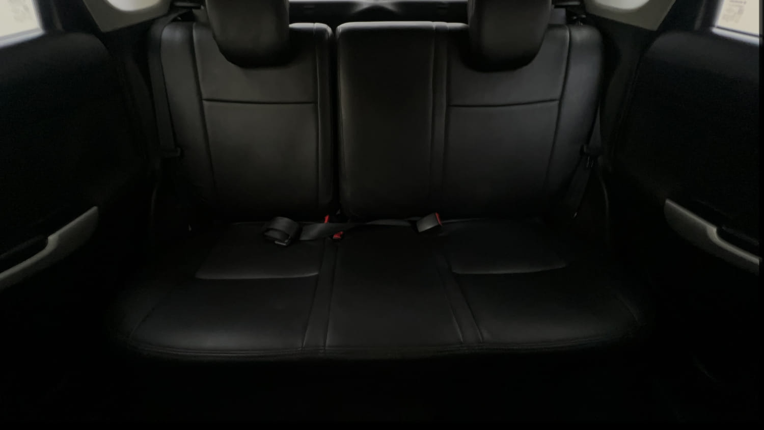Used 2019 Maruti Suzuki Baleno Delta 1.2 Petrol Manual interior REAR SEAT CONDITION VIEW