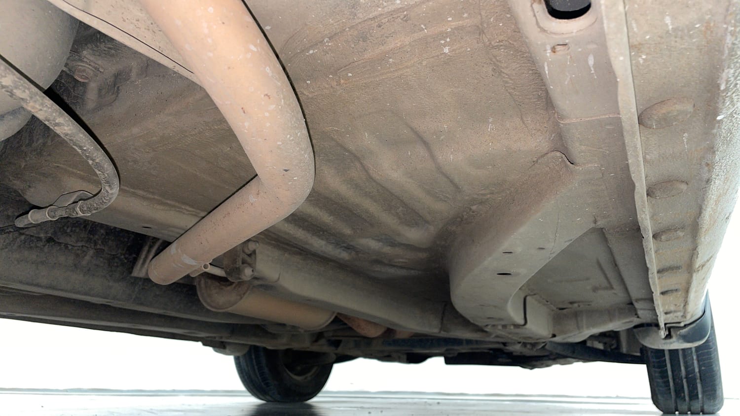 Used 2014 Honda Amaze 1.2 S AT i-VTEC Petrol Automatic extra REAR RIGHT UNDERBODY VIEW