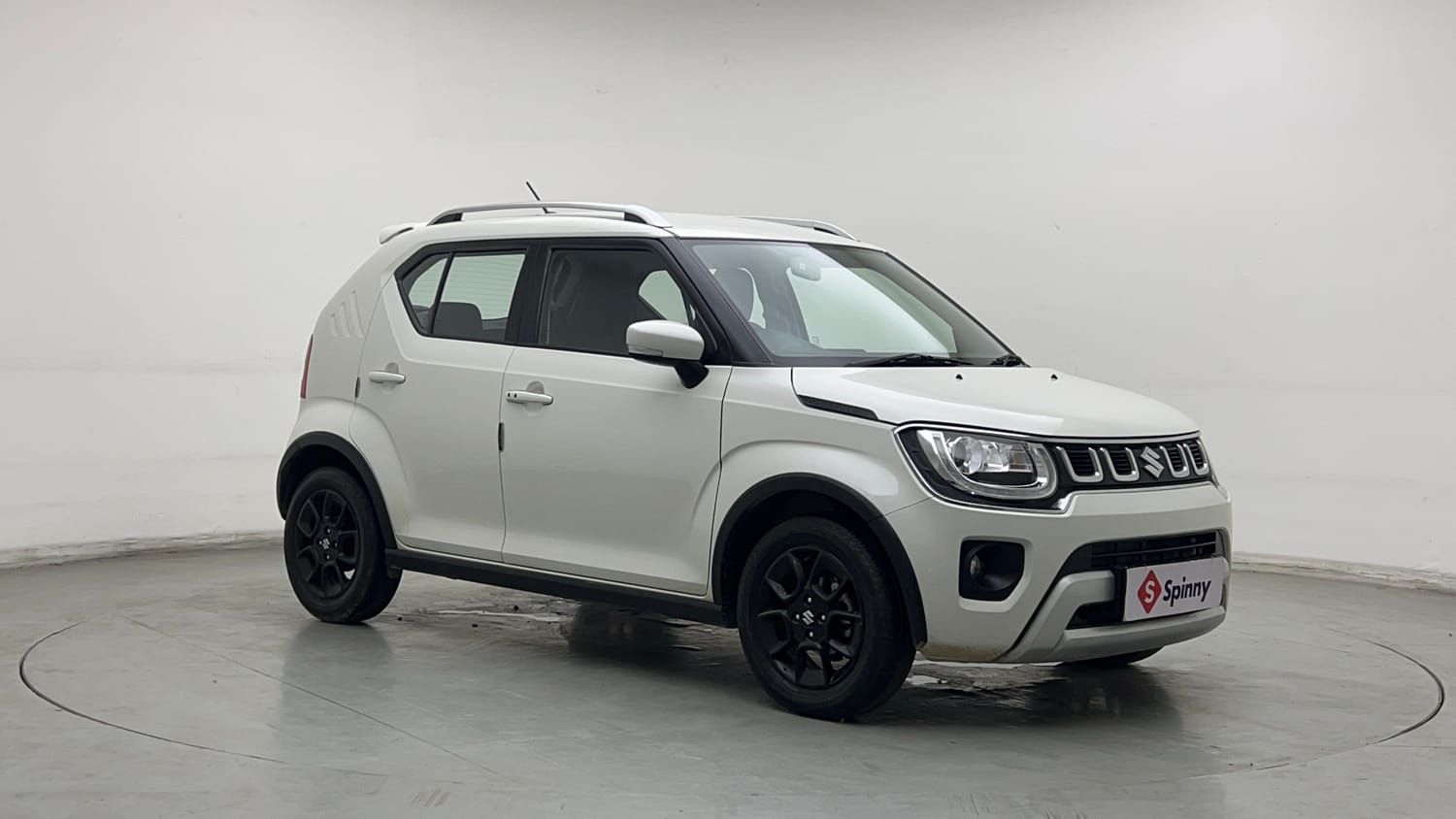 Used 2025 Maruti Suzuki Ignis Alpha 1.2 AMT Petrol Automatic exterior RIGHT FRONT CORNER VIEW