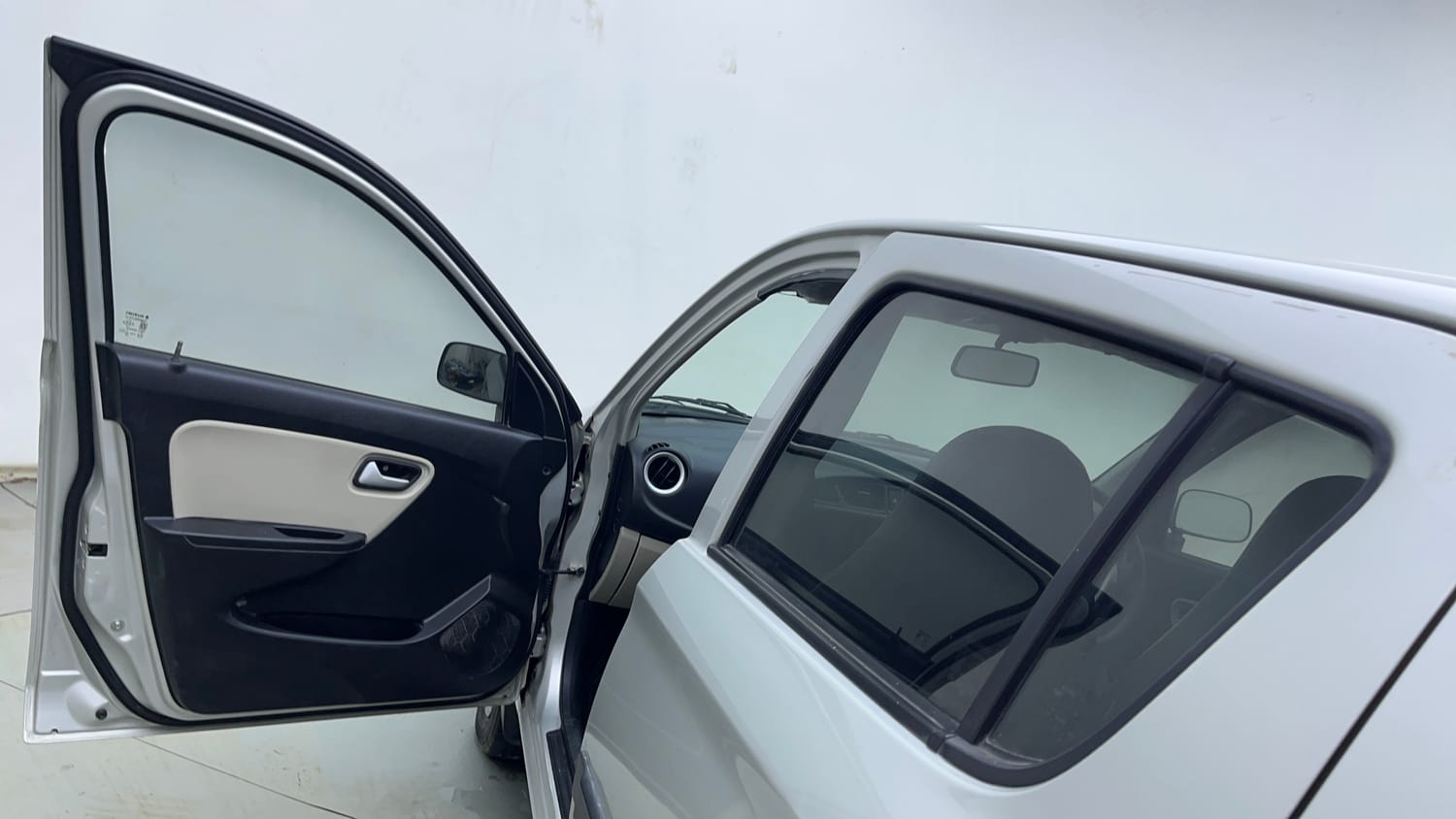 Used 2021 Maruti Suzuki Alto 800 LXi Petrol Manual interior LEFT FRONT DOOR OPEN VIEW