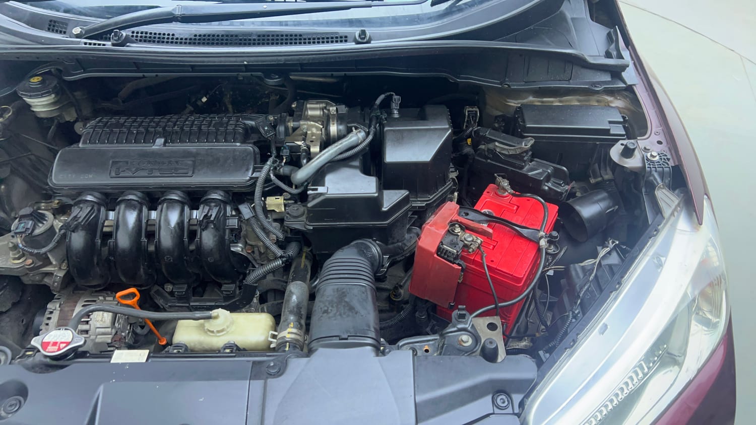 Used 2015 Honda City V Petrol Manual engine ENGINE LEFT SIDE VIEW