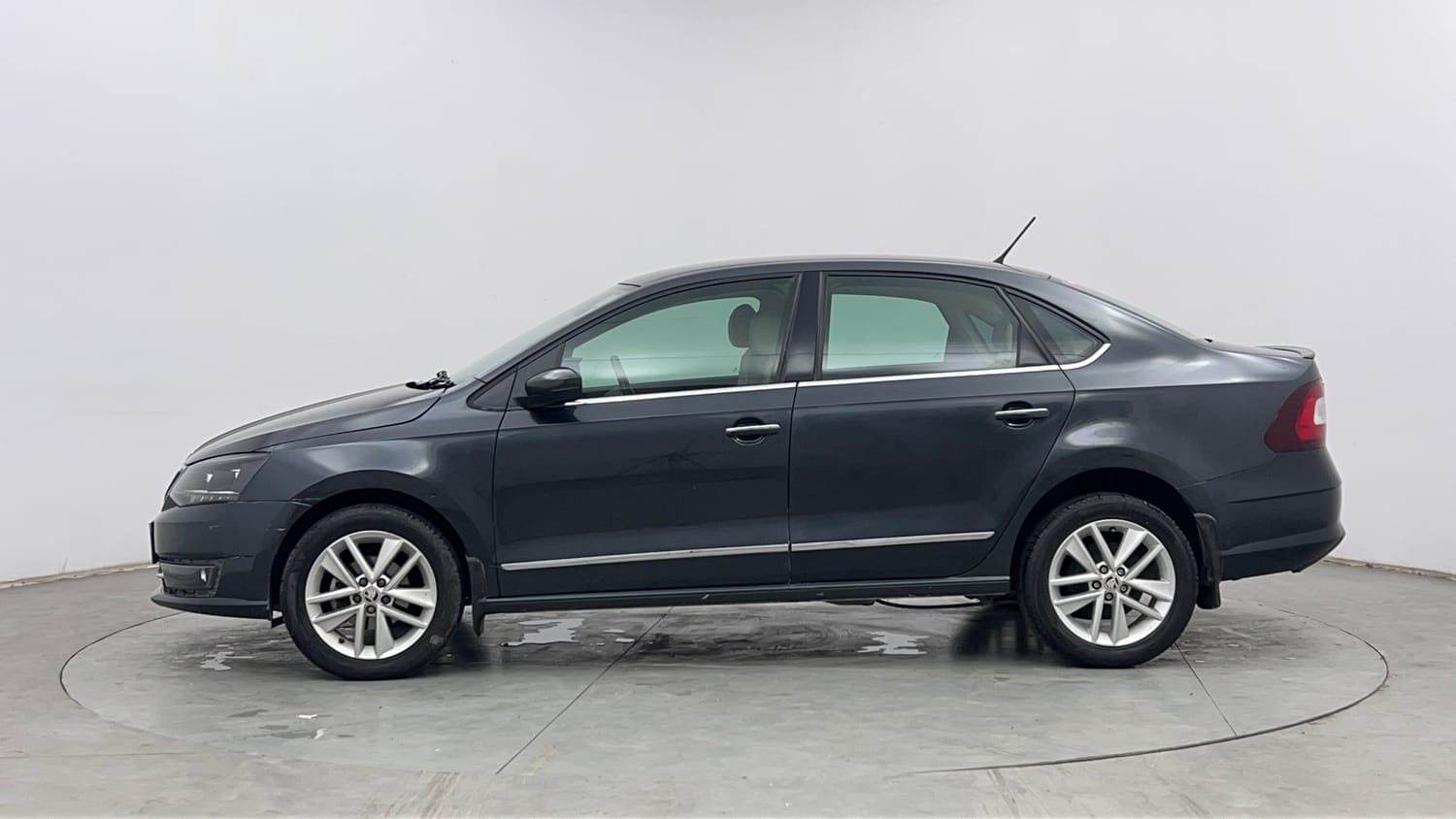 Used 2020 Skoda Rapid Style AT Petrol Automatic exterior LEFT SIDE VIEW