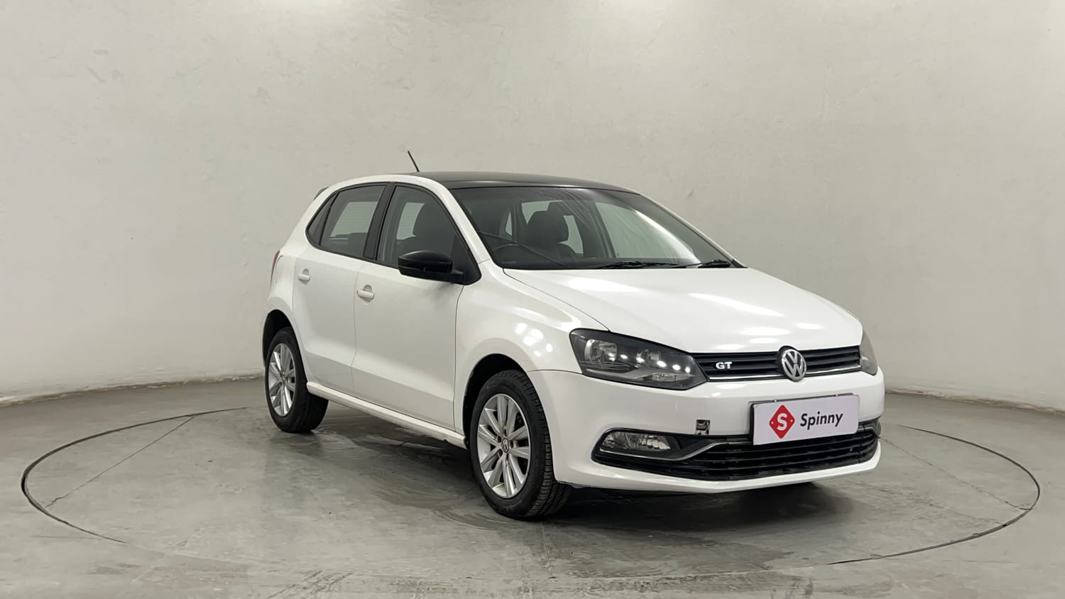 Used 2016 Volkswagen Polo GT TSI Petrol Automatic exterior RIGHT FRONT CORNER VIEW