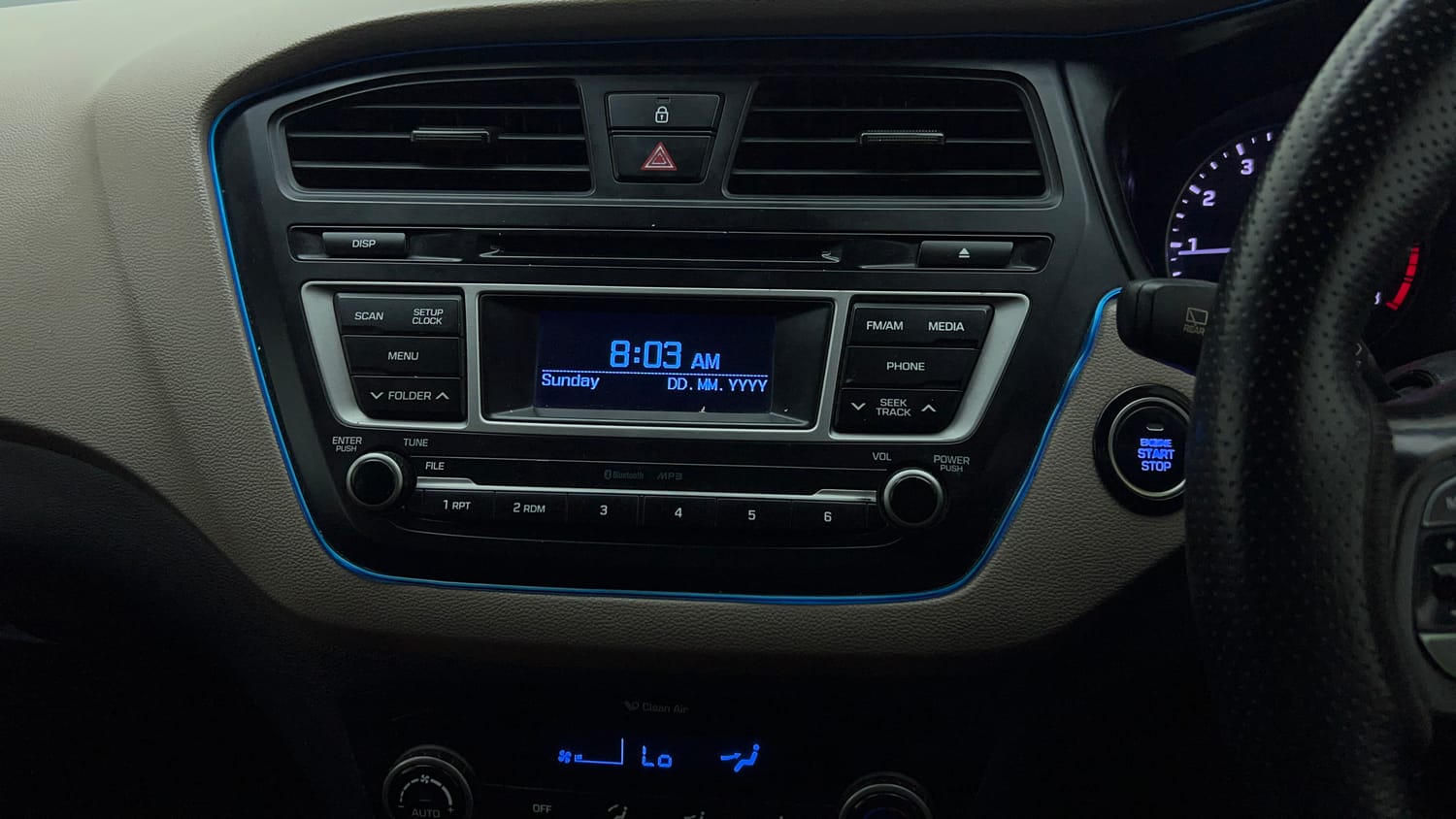 Used 2015 Hyundai Elite i20 Asta 1.2 Petrol Manual top_features Integrated (in-dash) music system