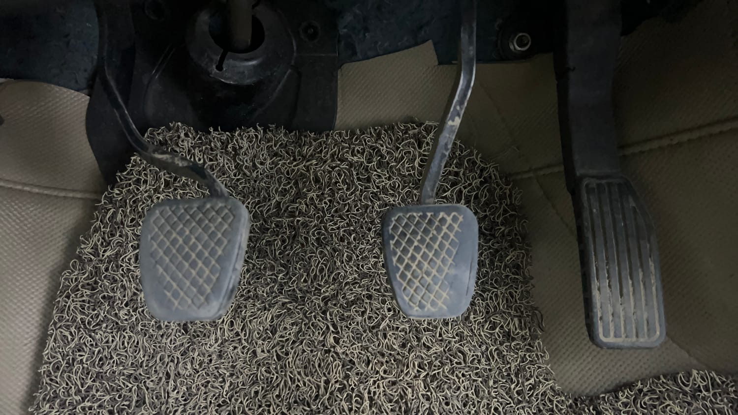 Used 2015 Honda City V Petrol Manual interior PEDALS VIEW