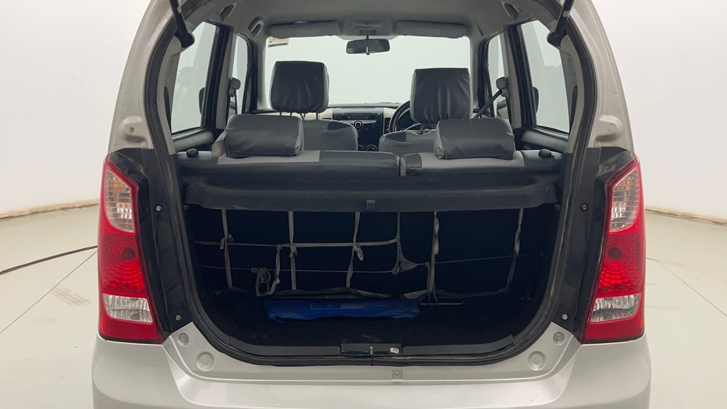 Used 2018 Maruti Suzuki Wagon R 1.0 VXI AMT (O) Petrol Automatic interior DICKY INSIDE VIEW