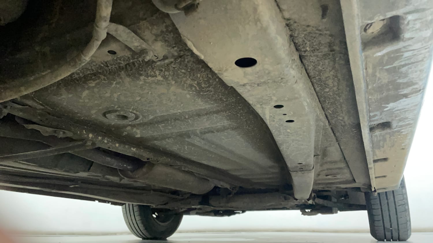 Used 2018 Maruti Suzuki Baleno Delta 1.2 Petrol Manual extra REAR RIGHT UNDERBODY VIEW