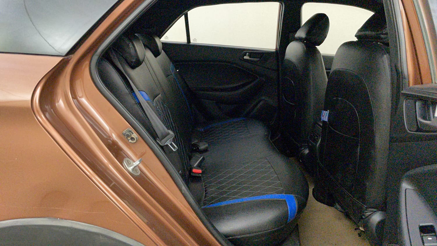 Used 2016 Hyundai i20 Active 1.2 SX Petrol Manual interior RIGHT SIDE REAR DOOR CABIN VIEW