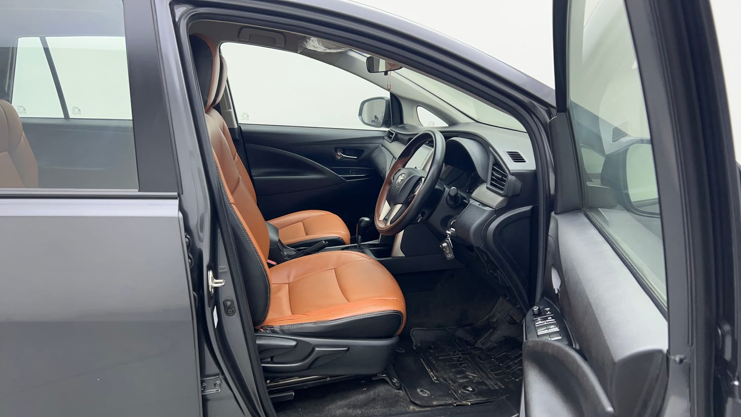 Used 2022 Toyota Innova Crysta GX 2.7 AT 7 STR Petrol Automatic interior RIGHT SIDE FRONT DOOR CABIN VIEW
