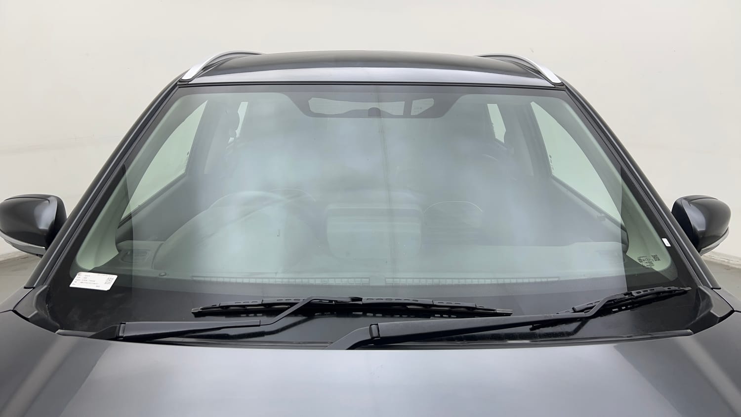 Used 2025 Maruti Suzuki Grand Vitara Delta Smart Hybrid Petrol Manual exterior FRONT WINDSHIELD VIEW