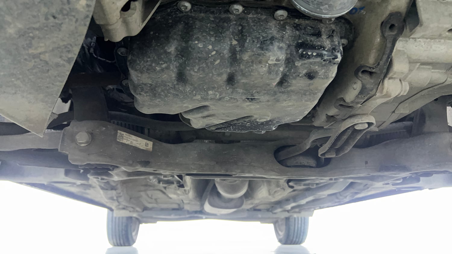 Used 2025 Skoda Kylaq Signature Plus 1.0 TSI MT (Lava Blue) Petrol Manual extra FRONT LEFT UNDERBODY VIEW