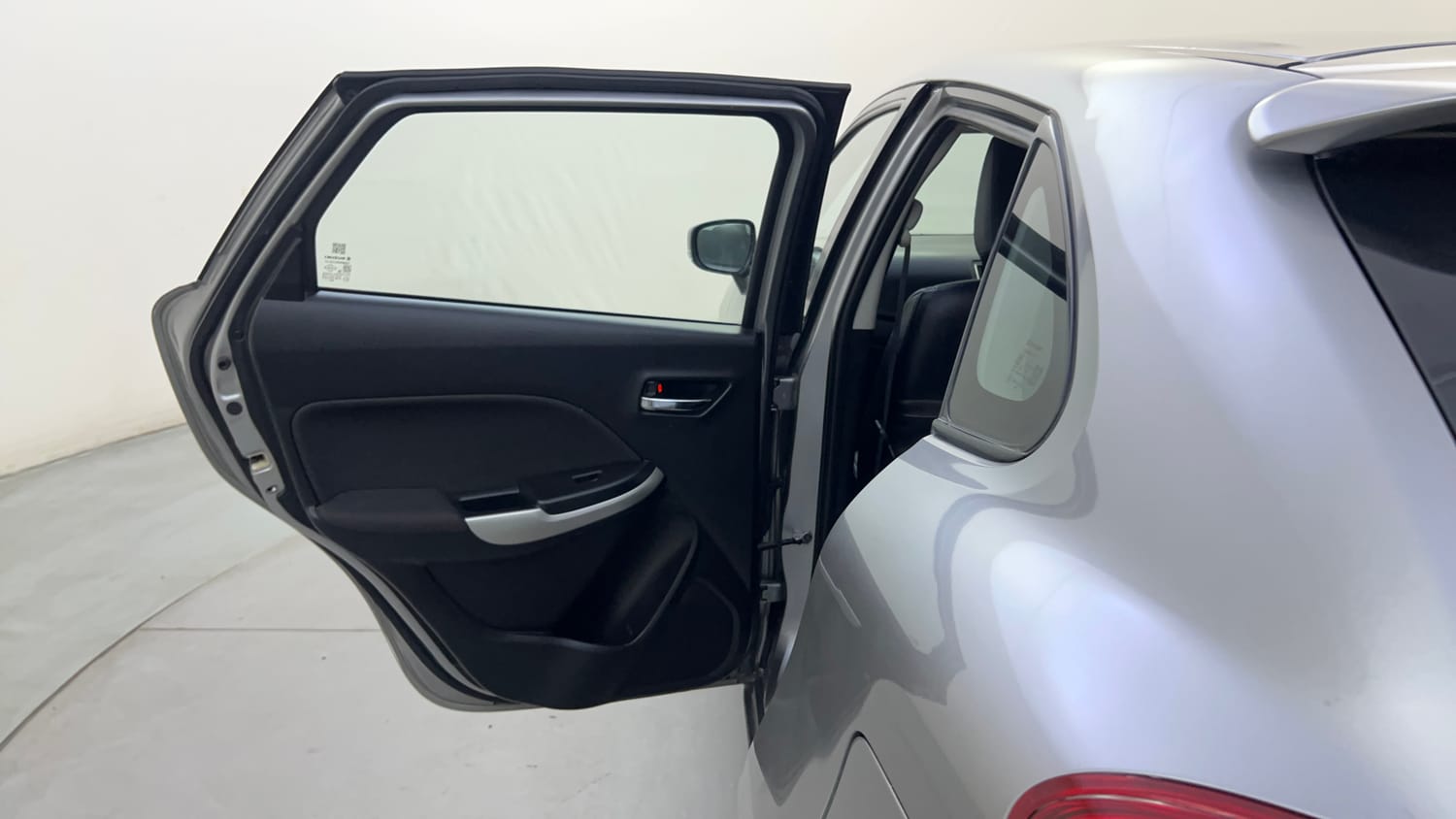Used 2019 Maruti Suzuki Baleno Delta 1.2 Petrol Manual interior LEFT REAR DOOR OPEN VIEW