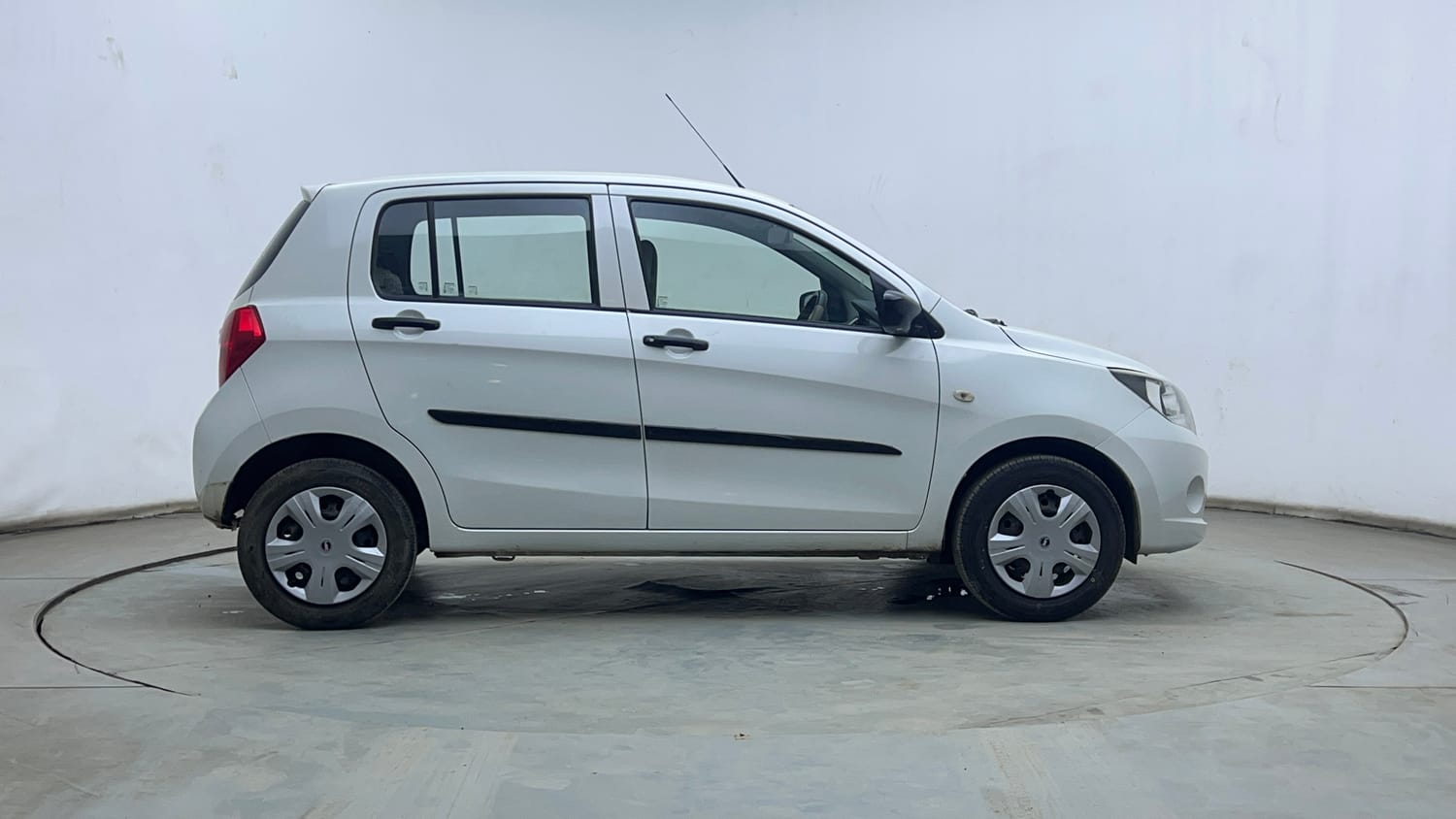 Used 2017 Maruti Suzuki Celerio VXi Petrol Manual exterior RIGHT SIDE VIEW