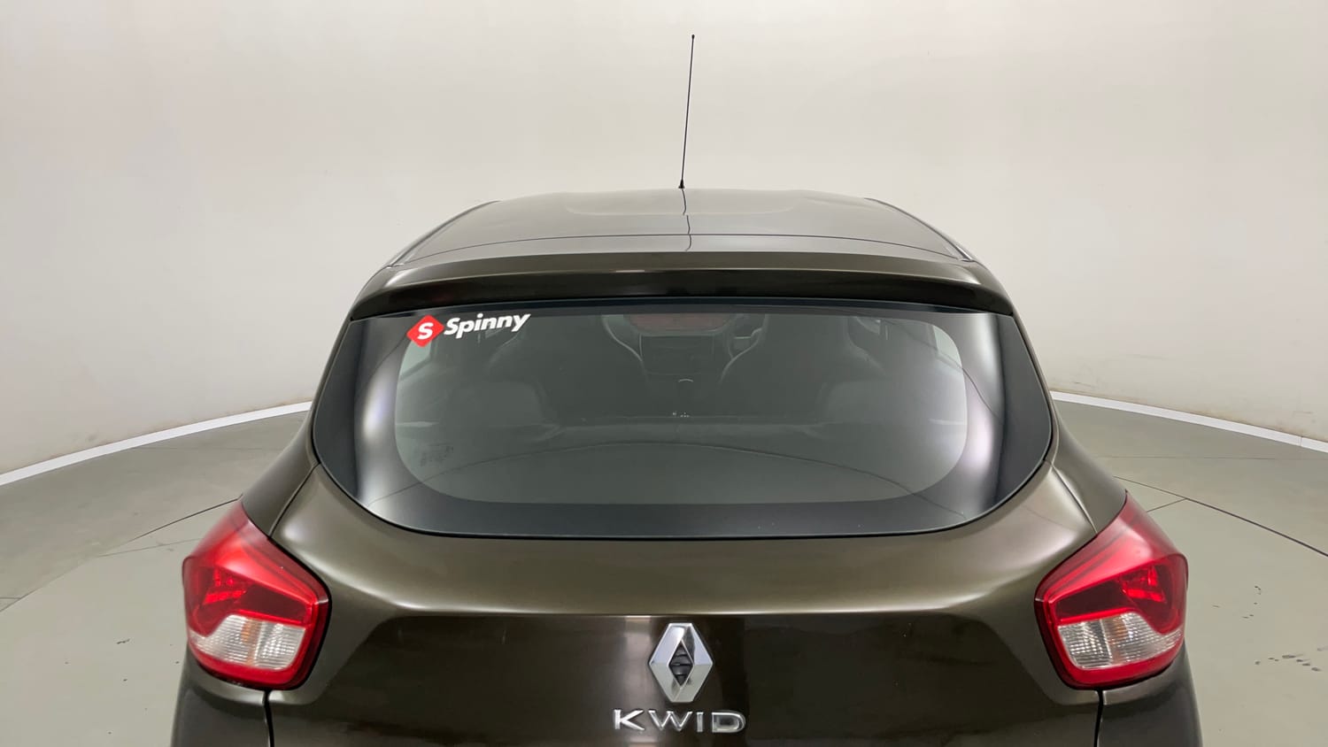Used 2018 Renault Kwid RXL Petrol Manual exterior BACK WINDSHIELD VIEW