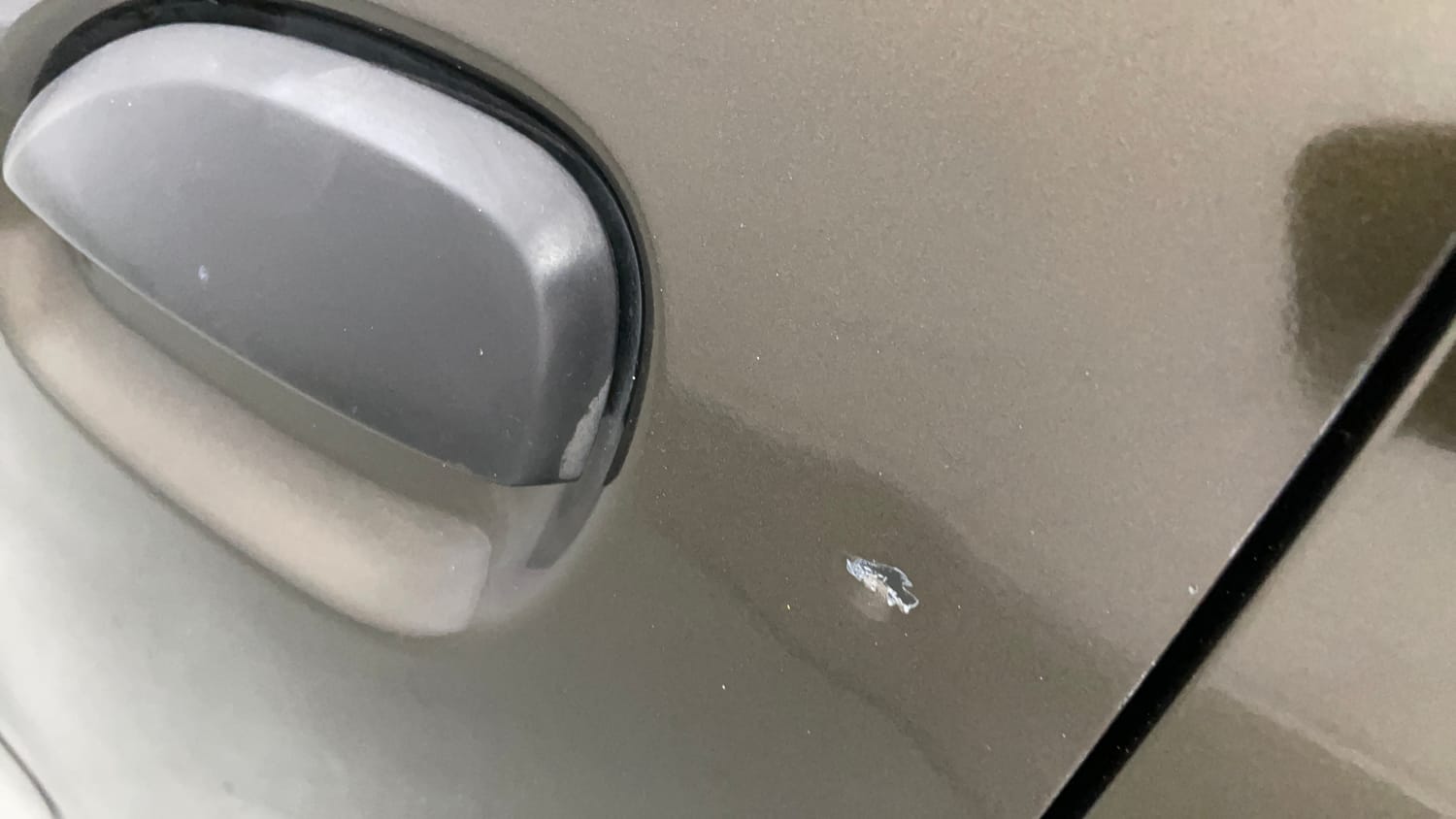 Used 2018 Renault Kwid RXL Petrol Manual dents MINOR SCRATCH