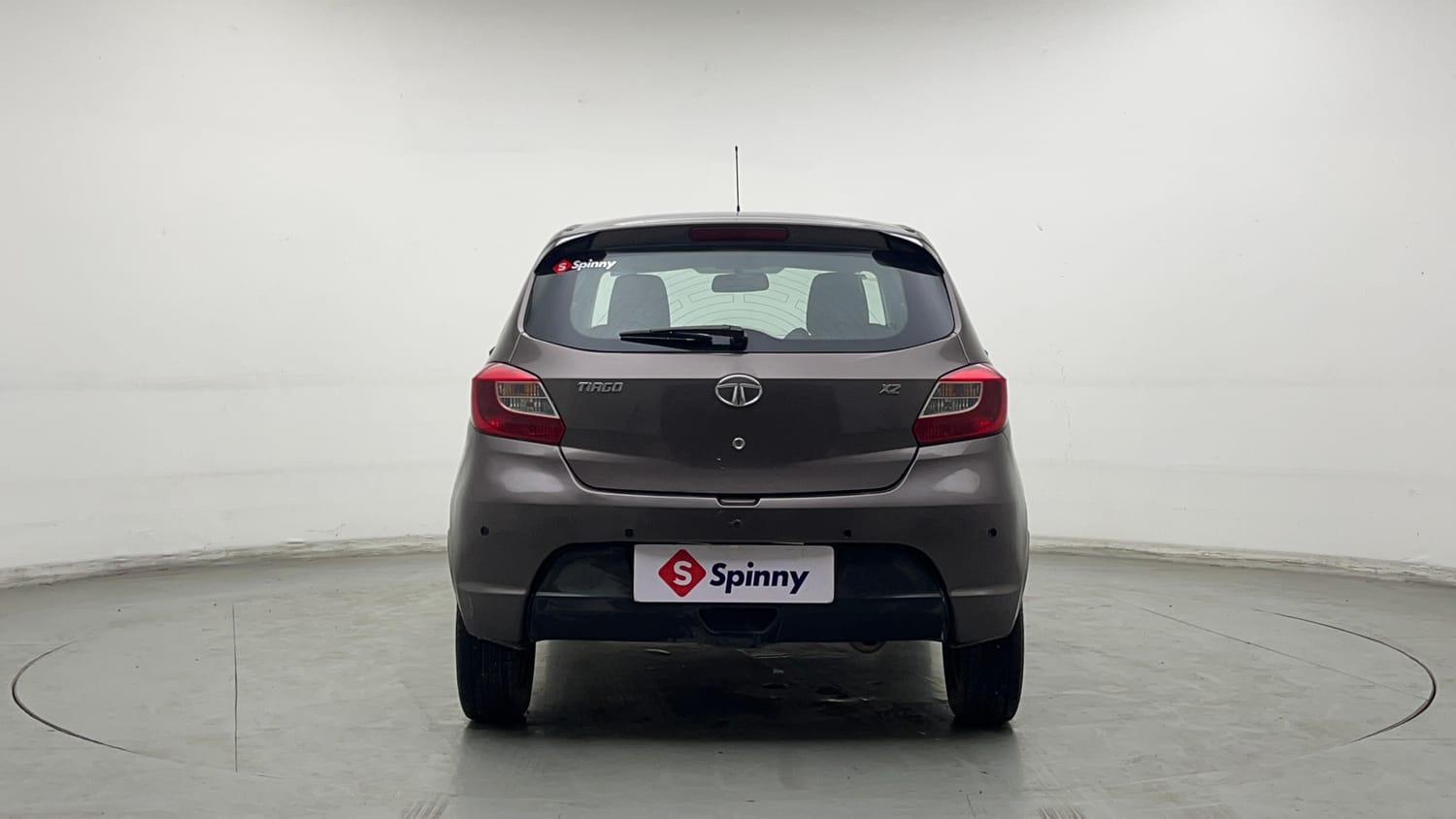 Used 2017 Tata Tiago Revotron XZ w/o Alloy Petrol Manual exterior BACK VIEW