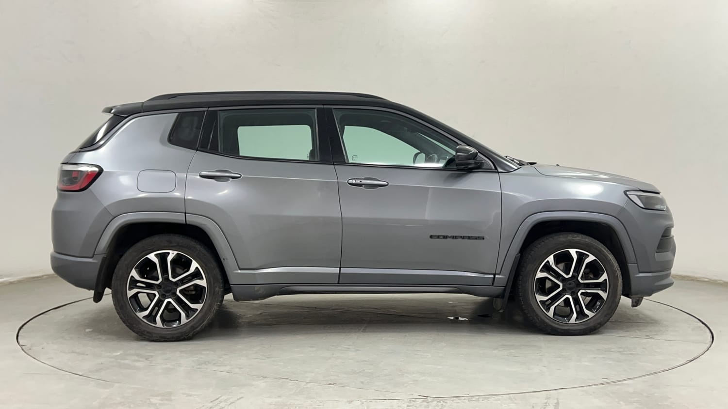 Used 2022 Jeep Compass Model S (O) 1.4 Petrol DCT Petrol Automatic exterior RIGHT SIDE VIEW