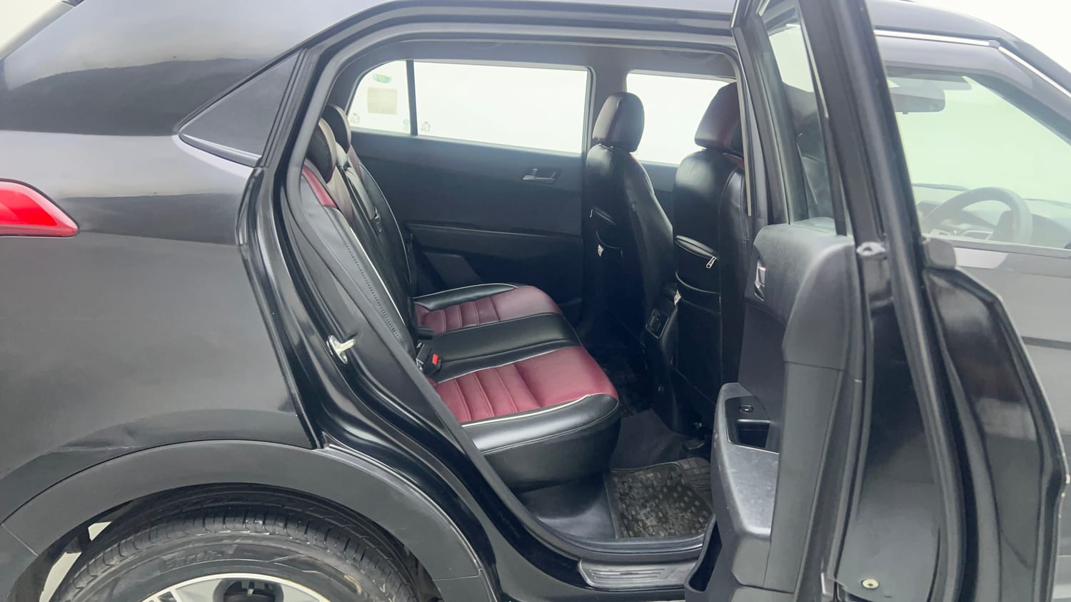 Used 2018 Hyundai Creta SX Plus 1.6 AT Petrol Petrol Automatic interior RIGHT SIDE REAR DOOR CABIN VIEW