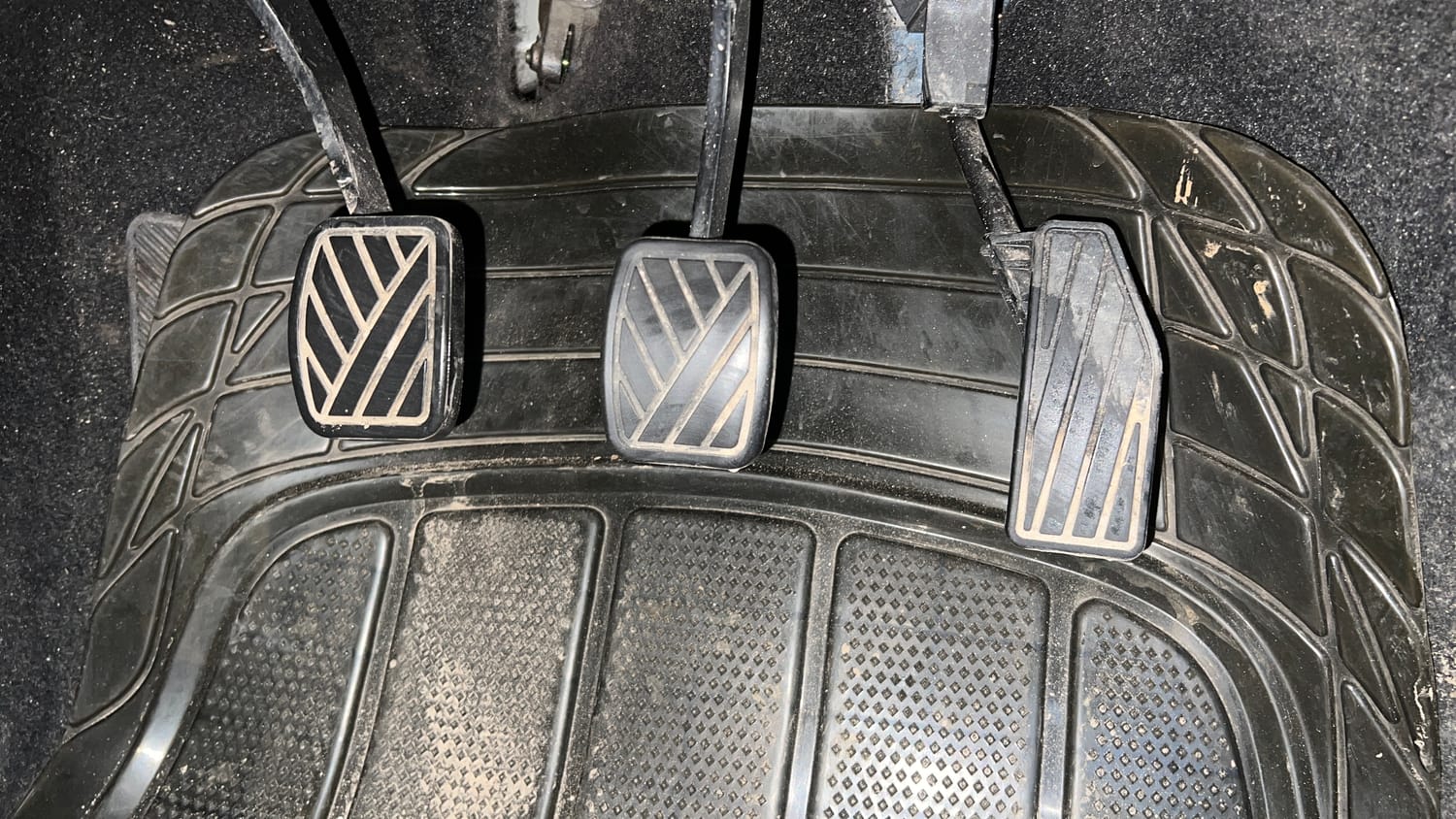 Used 2018 Maruti Suzuki Baleno Delta 1.2 Petrol Manual interior PEDALS VIEW