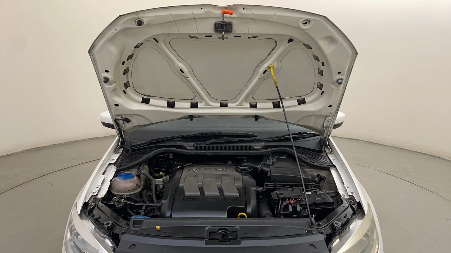 Used 2014 Volkswagen Polo Comfortline 1.2L (D) Diesel Manual engine ENGINE & BONNET OPEN FRONT VIEW