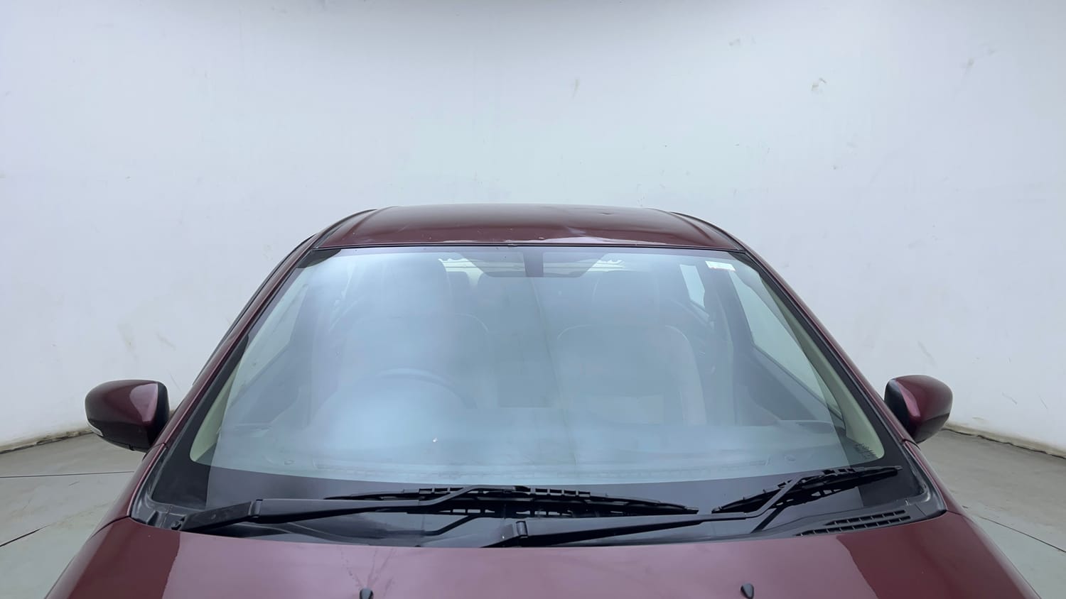 Used 2017 Maruti Suzuki Ciaz Alpha 1.4 AT Petrol Automatic exterior FRONT WINDSHIELD VIEW