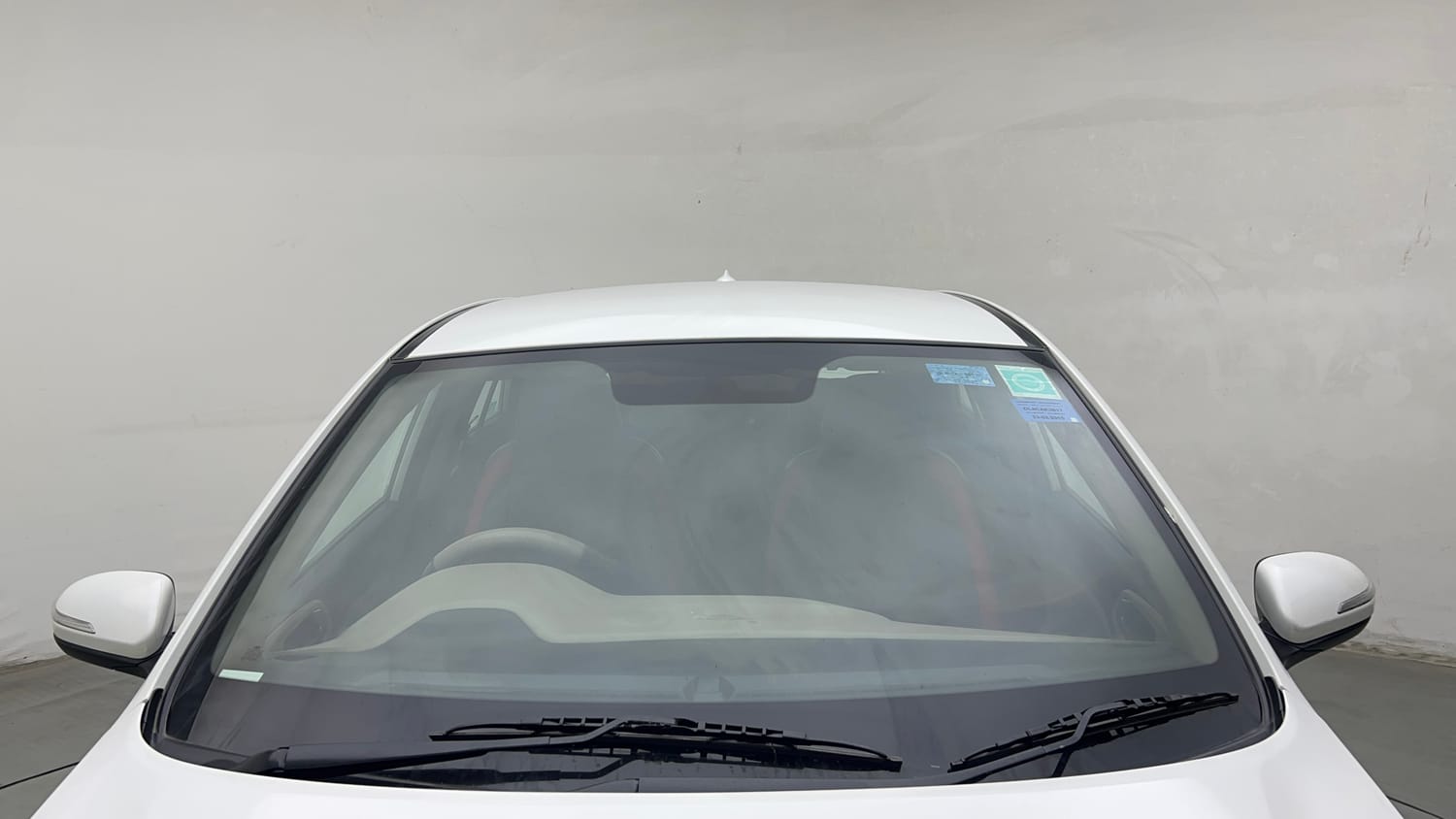 Used 2015 Hyundai Elite i20 Asta 1.2 Petrol Manual exterior FRONT WINDSHIELD VIEW