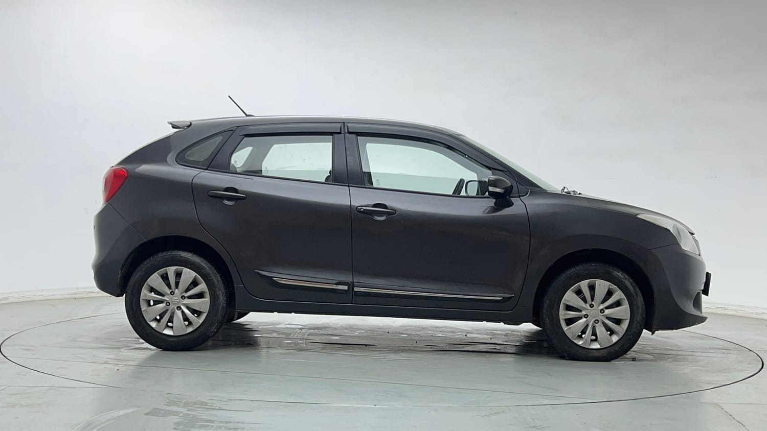 Used 2018 Maruti Suzuki Baleno Delta 1.2 Petrol Manual exterior RIGHT SIDE VIEW
